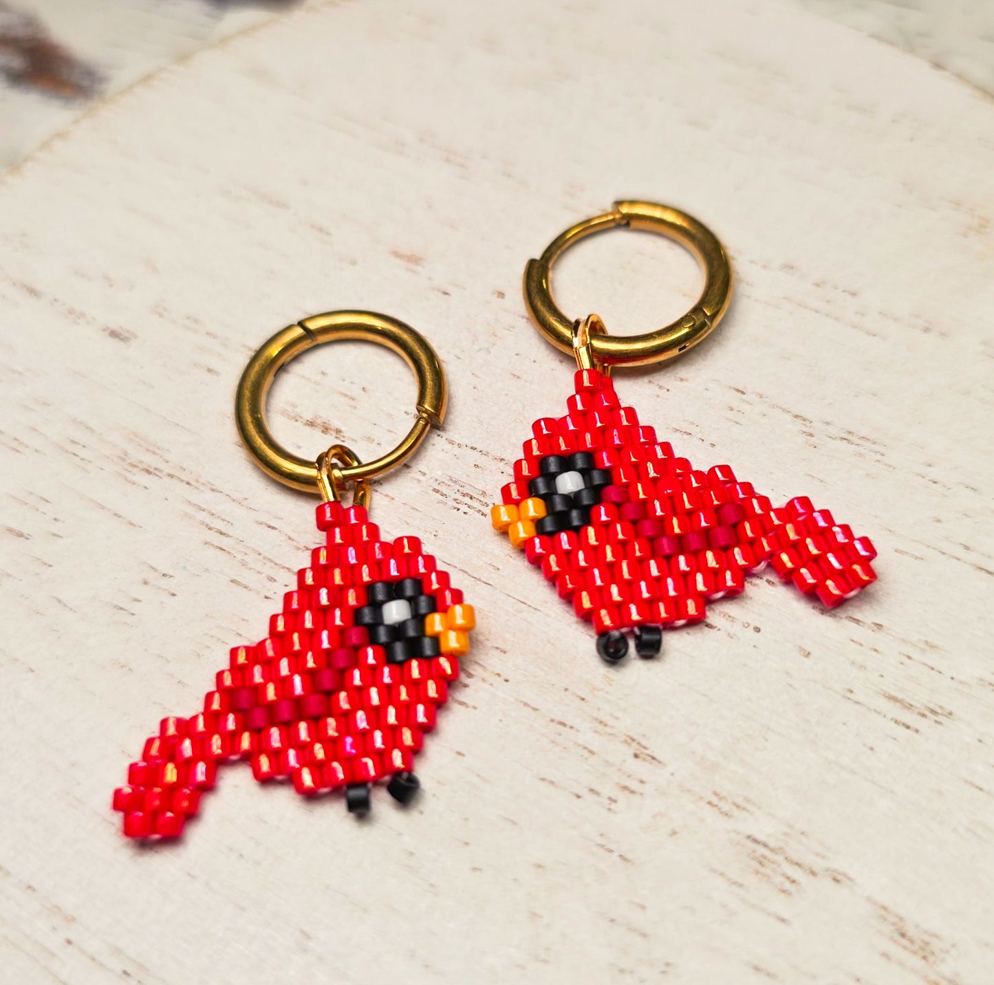 Cardinal Bird beaded Earrings